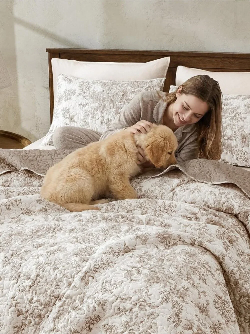 Taupe Floral Quilt King Size, 3-Piece Breathable Cotton Face Bedding Set, Neutra_3